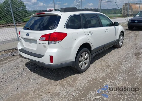 2011 Subaru Outback 2.5I Premium z USA, uszkodzony, nr VIN 4S4BRCGC8B3361554
